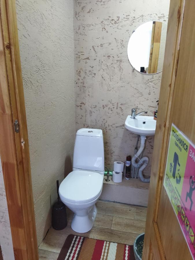 Hotel Гостевой Дом Ксения Sochumi Exterior foto